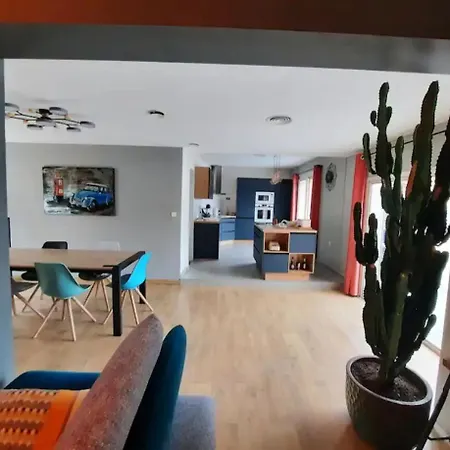 Avec Piscine